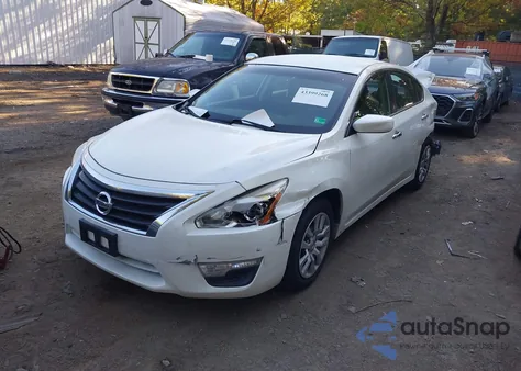 2014 Nissan Altima 2.5 S z USA, uszkodzony, nr VIN 1N4AL3AP6EN355960